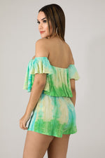 Load image into Gallery viewer, Green Pleats Short Set

